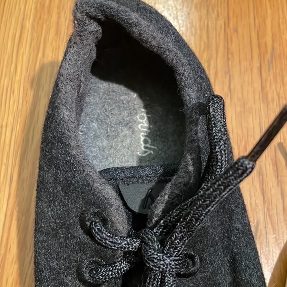 Allbirds Women's Wool Runner Mizzles - Picture 10 of 10